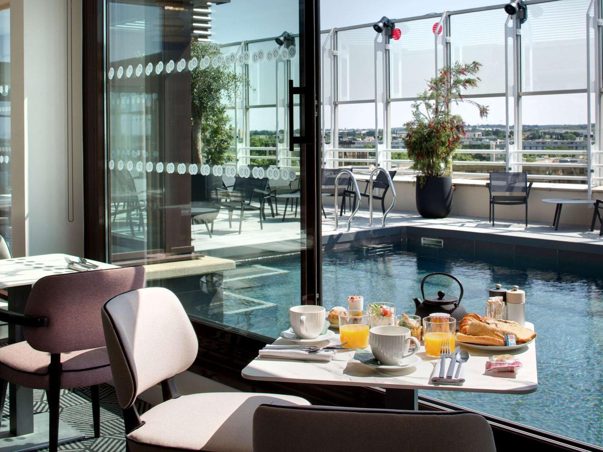 Hotel Pullman Centre 4*